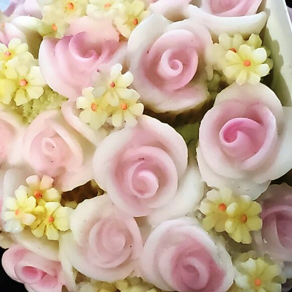 Seraphim Roses THANK YOU BOUQUET pink flower figure Heaven on Earth 84391 3.7"hi - Picture 6 of 8